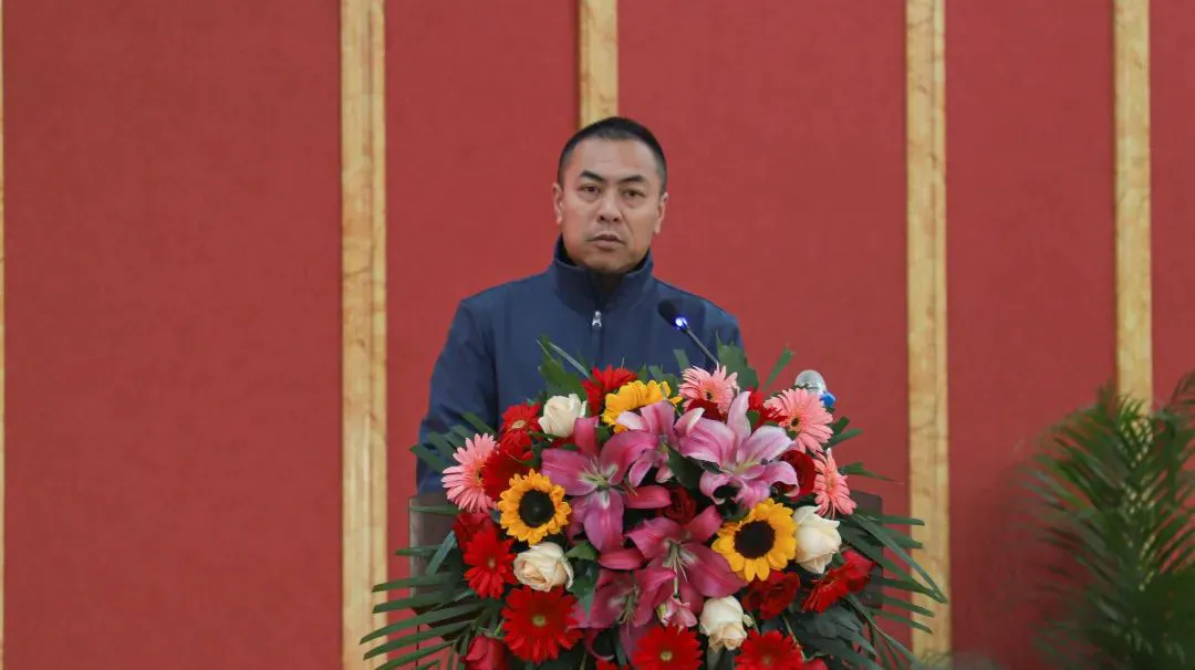 职业球员如何通过联赛提升竞技水平_1
